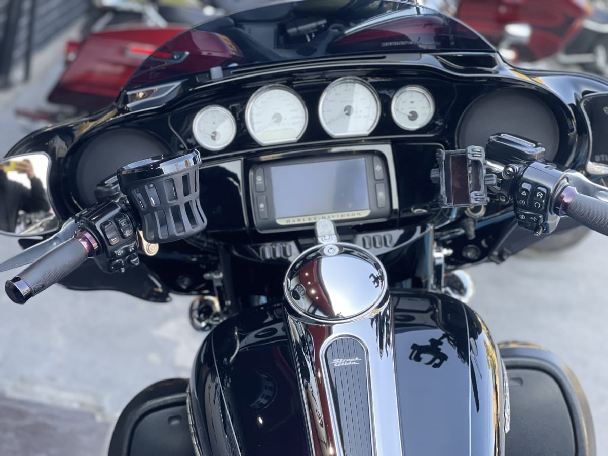 HARLEY DAVIDSON STREET GLIDE (2016)8