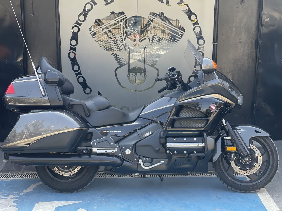 Honda Goldwing 1800 (2017)1