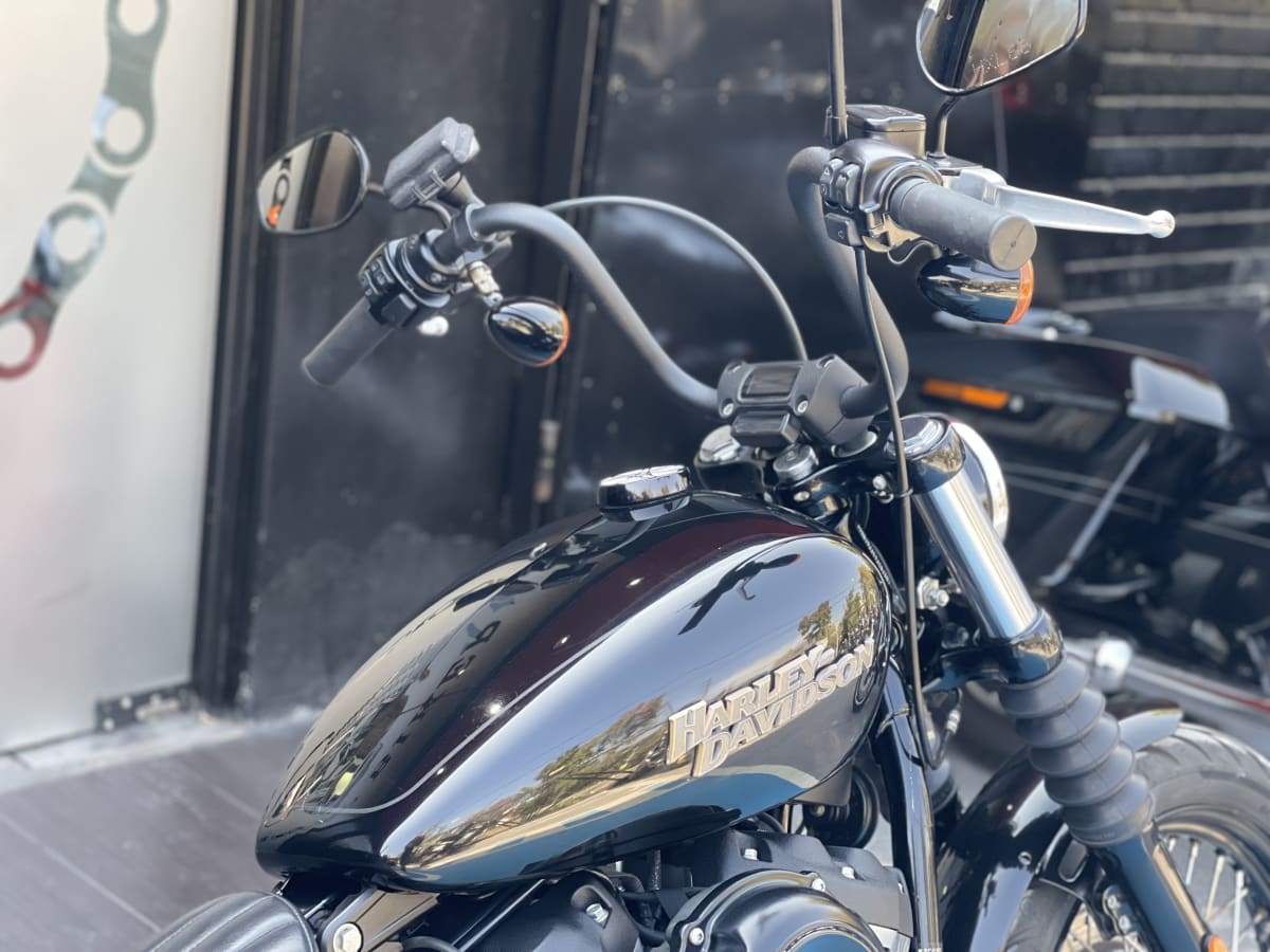 HARLEY DAVIDSON Street bob 107 (2018)3