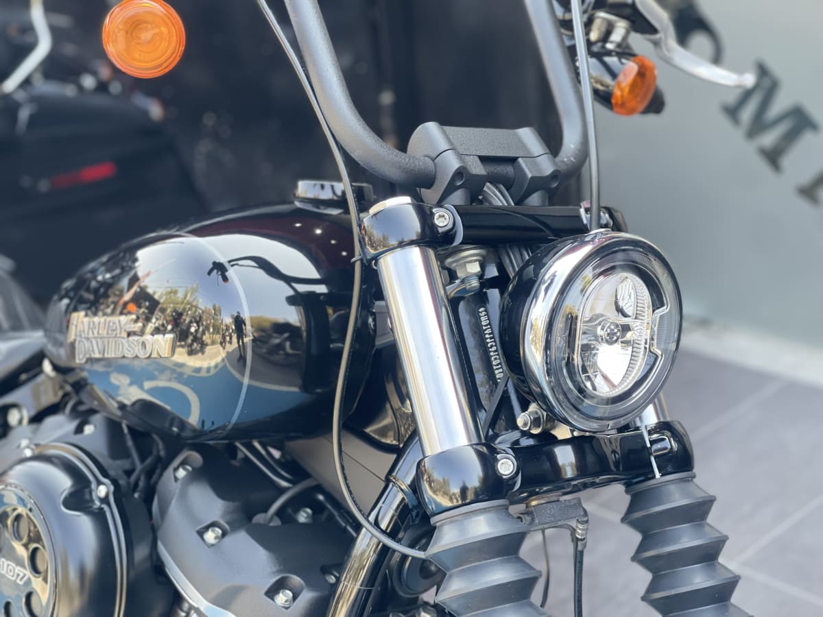 HARLEY DAVIDSON Street bob 107 (2018)5