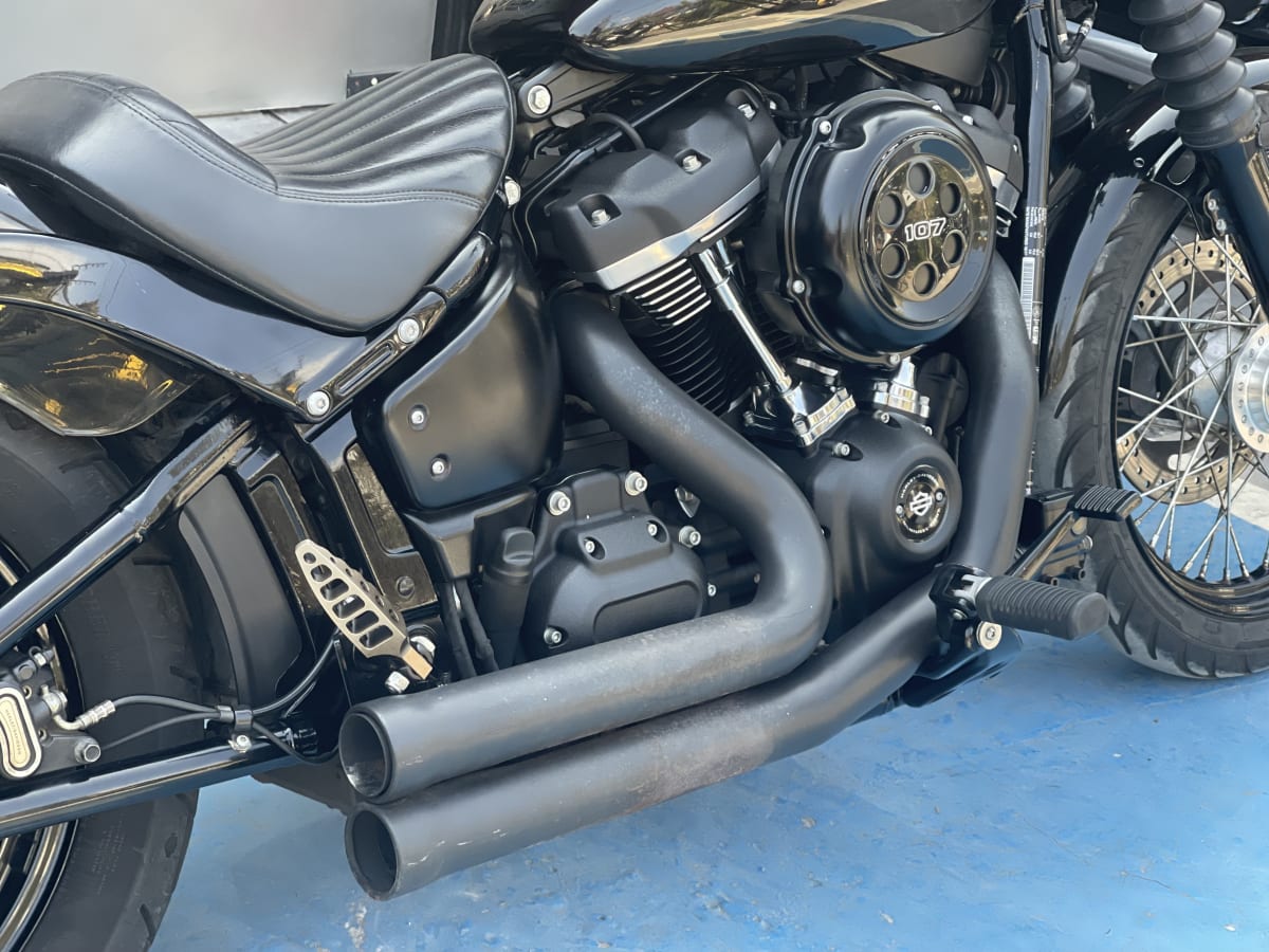 HARLEY DAVIDSON Street bob 107 (2018)7