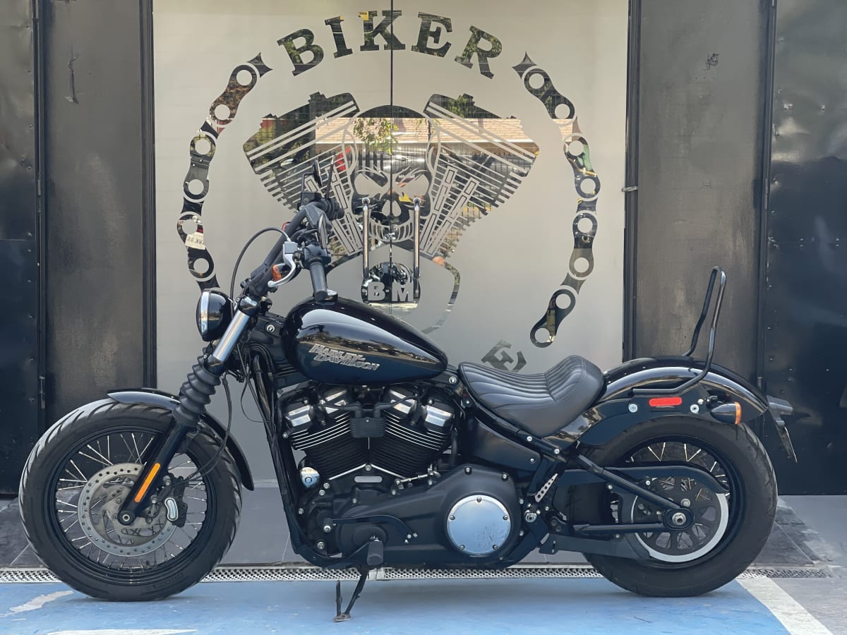 HARLEY DAVIDSON Street bob 107 (2018)9