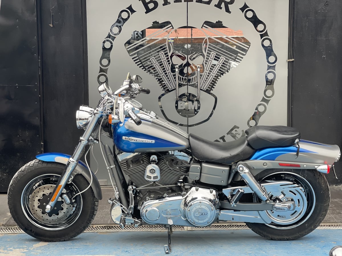 HARLEY DAVIDSON Fat Bob CVO 201010