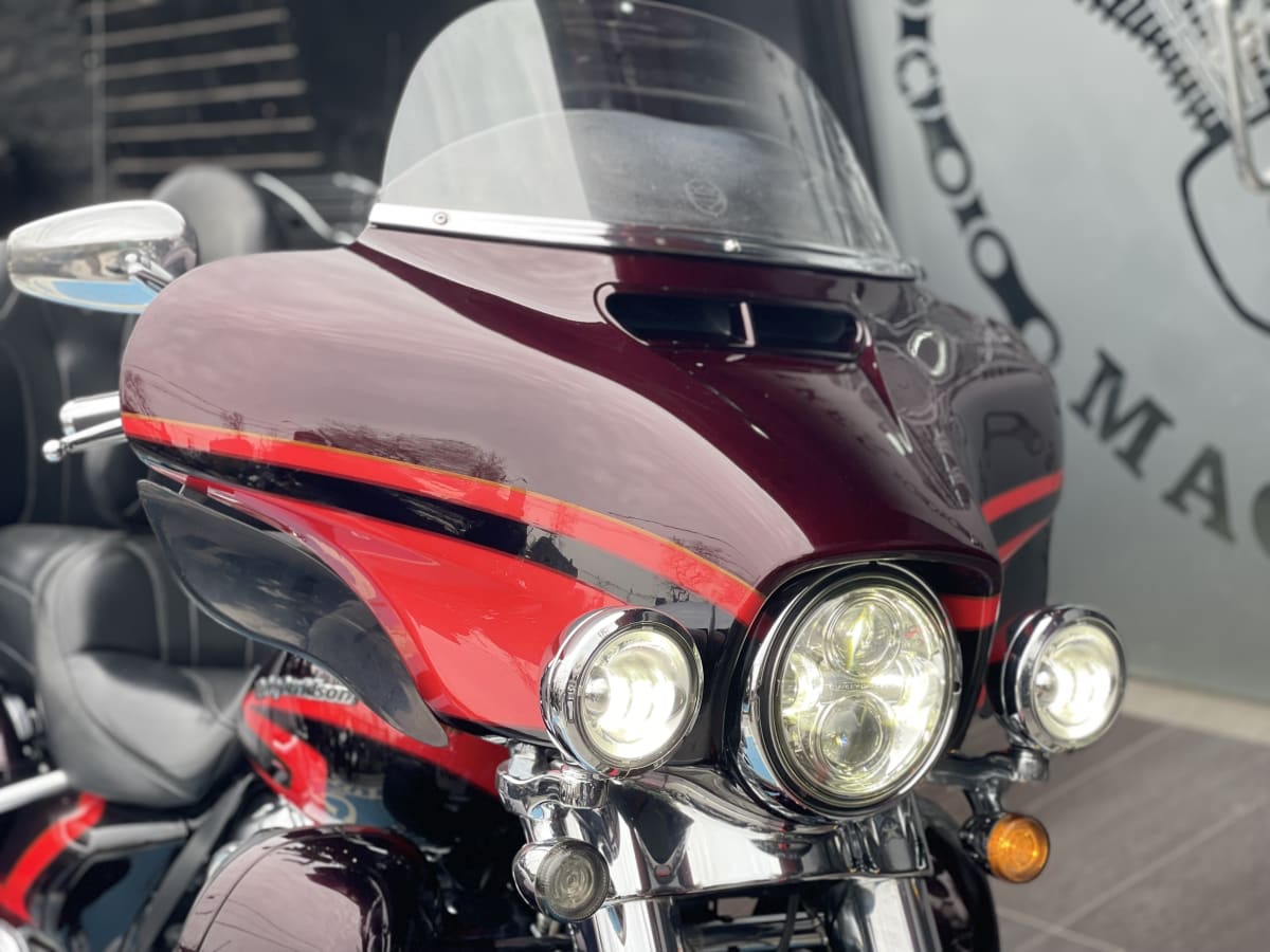 HARLEY DAVIDSON ULTRA LTD CVO (2018)4