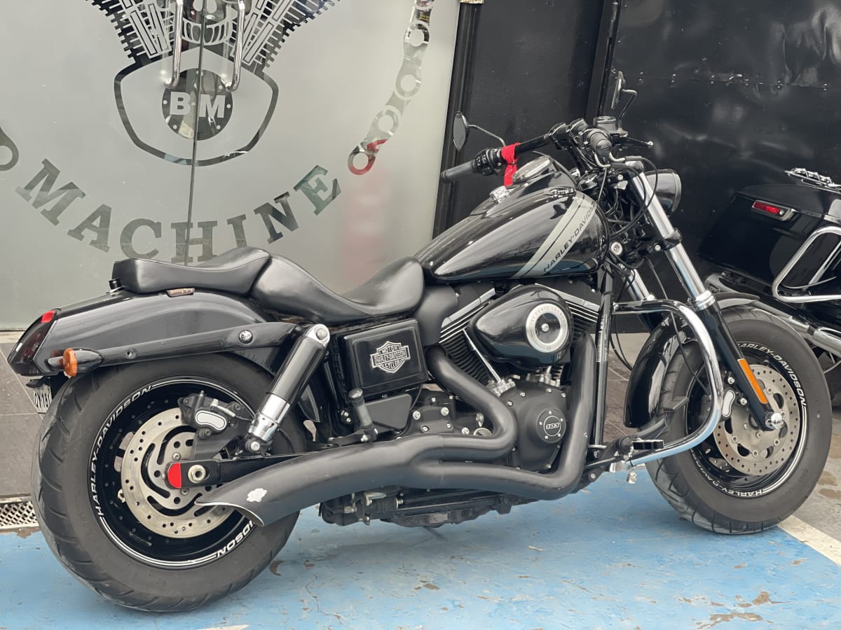 HARLEY DAVIDSON DYNA FAT BOB 20142
