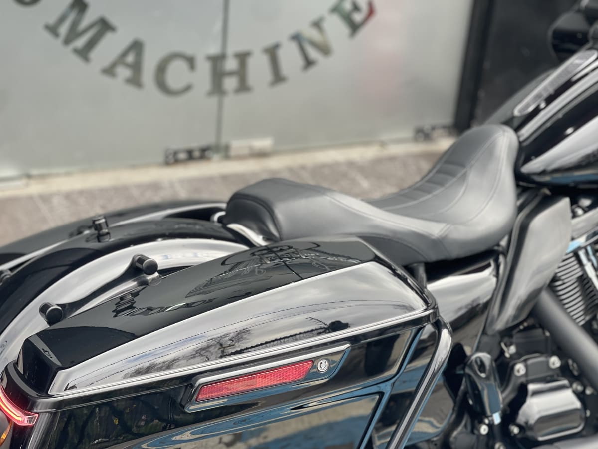 Harley Davidson Road GLIDE Special 20219