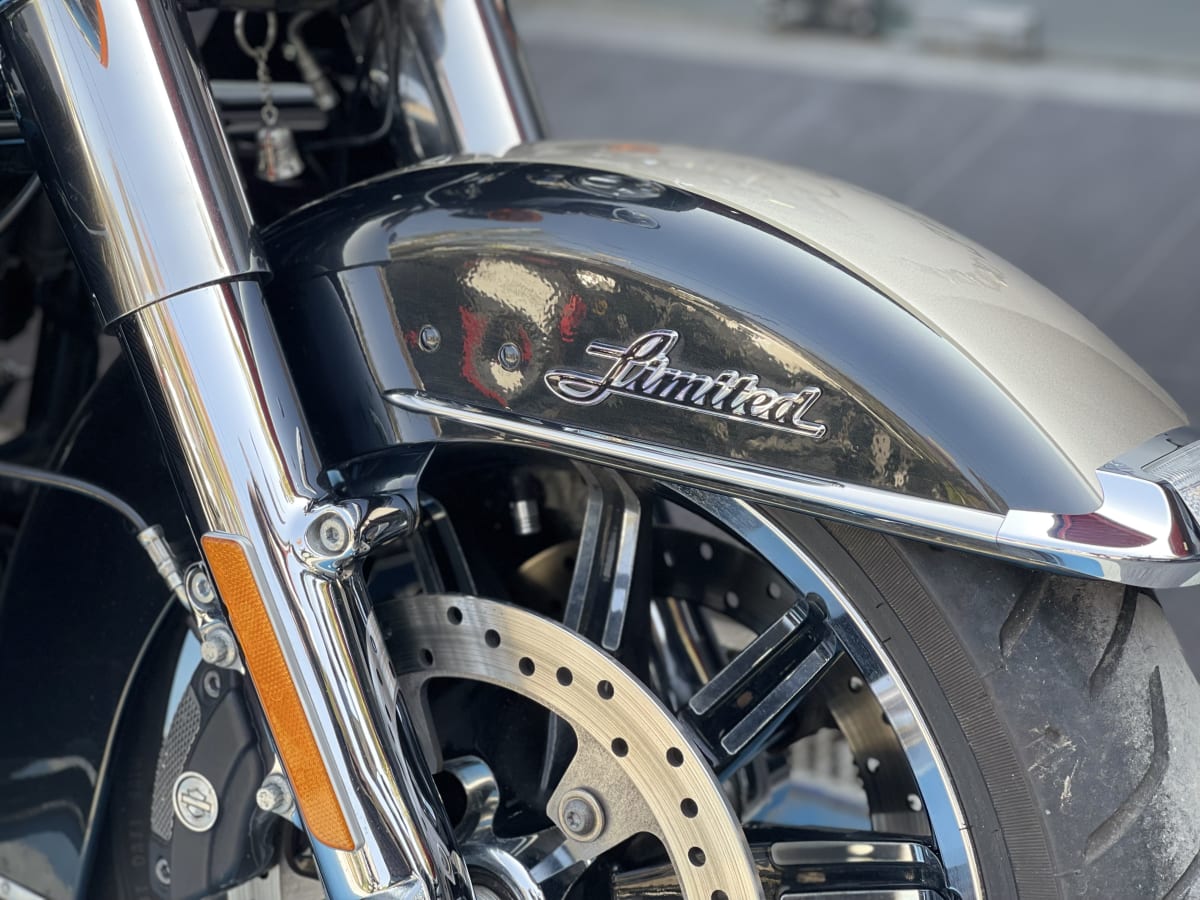 Harley Davidson Ultra Limited (2019)5