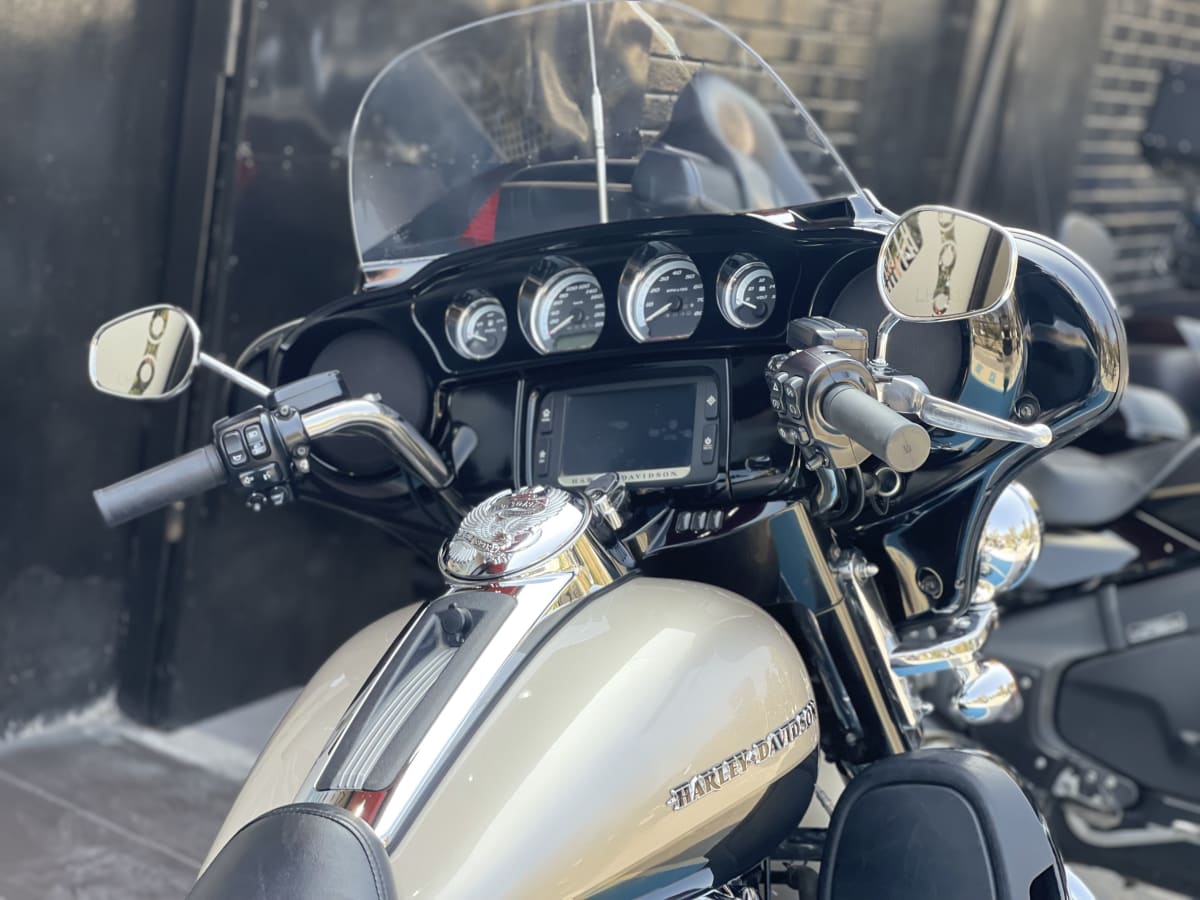 Harley Davidson Ultra Limited (2019)7
