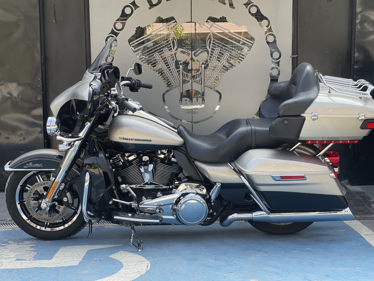 Harley Davidson Ultra Limited (2019)11