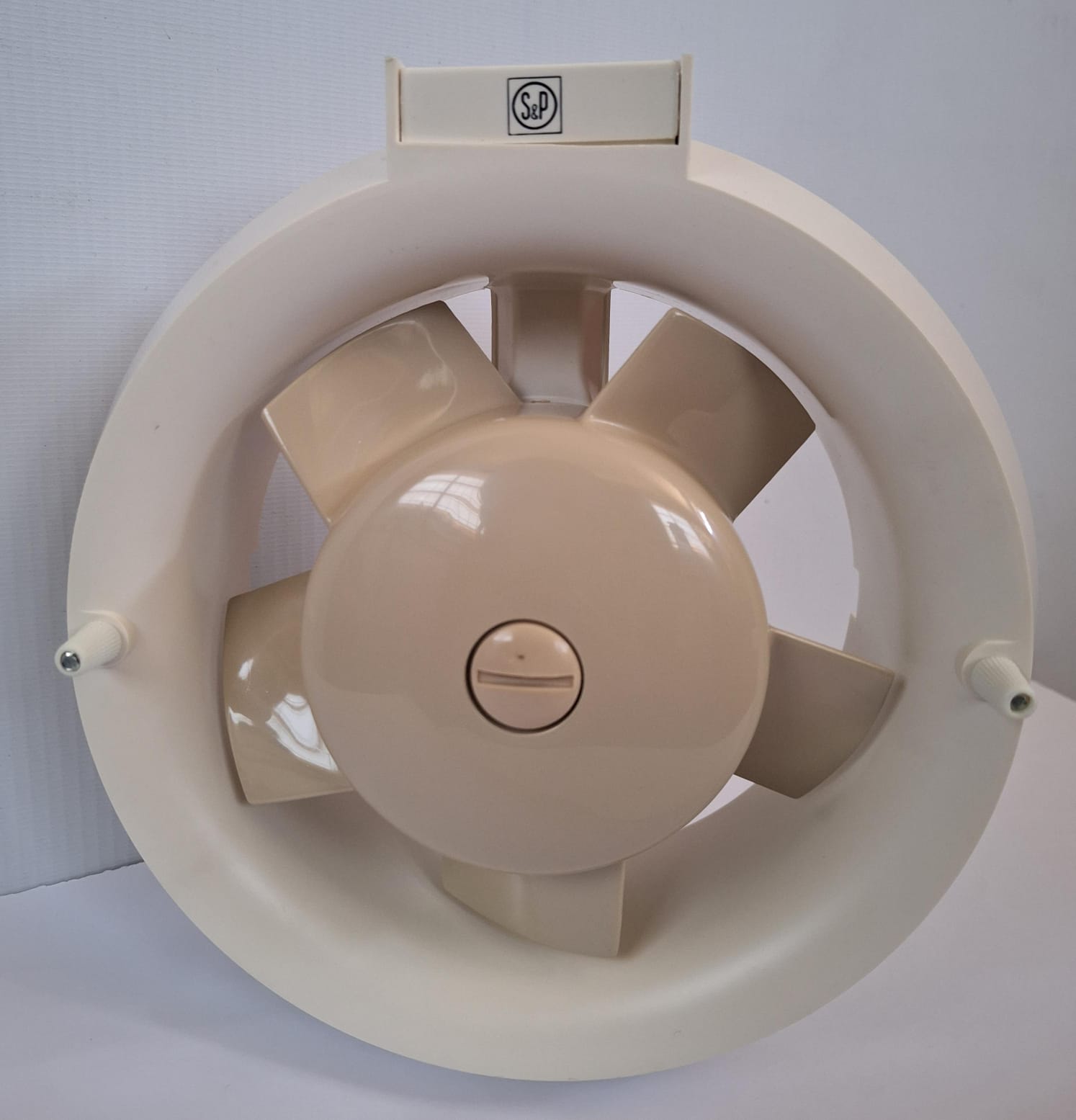 EXTRACTOR HELICOIDAL HSM 150 M PARA CRISTAL O PARED | Extractores de aire