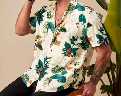 GUAYABERA BLANCA HOJAS