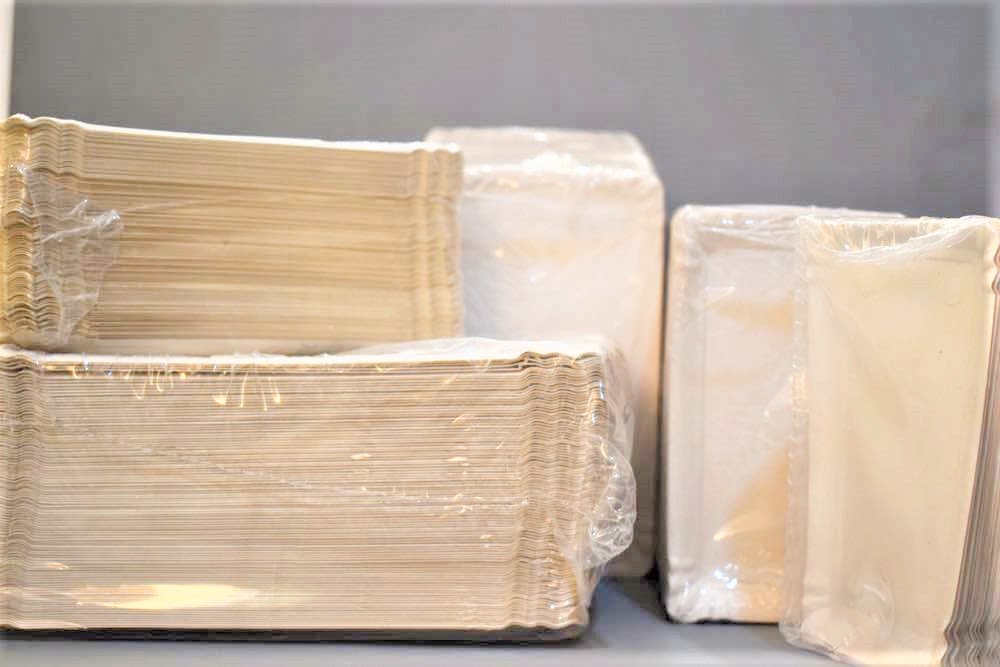 BANDEJA RECTANGULAR (100/200 Unidades)2