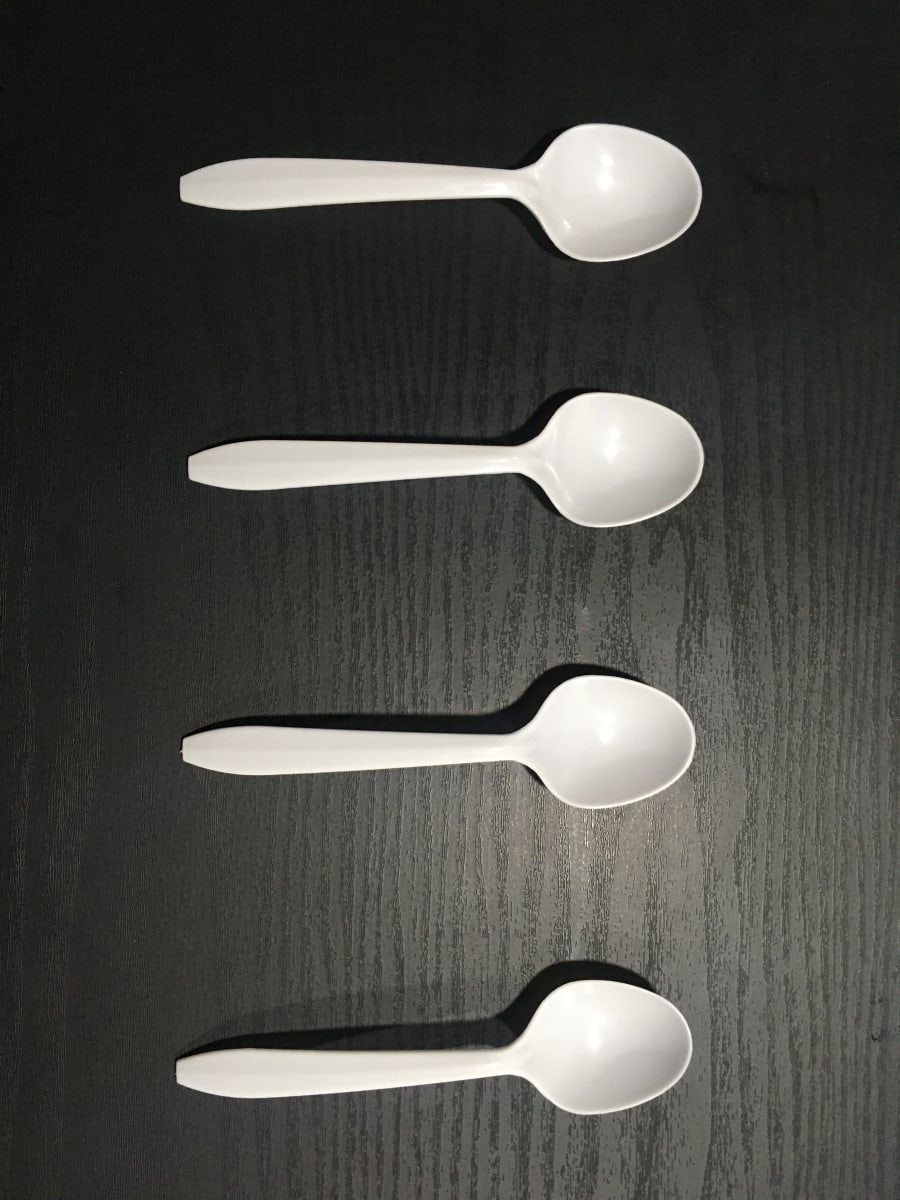 CUCHARA PLÁSTICA (100 Unidades)1