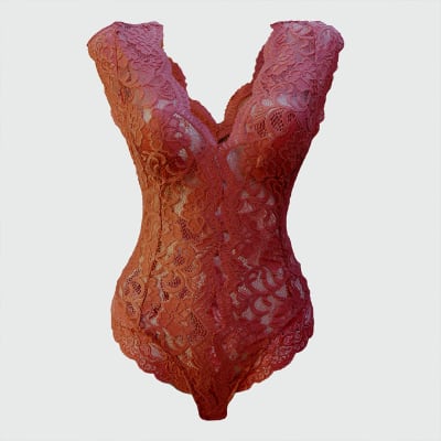 BODY ENCAJE CUELLO V MUJER ROSADO - HAUTE MONDE