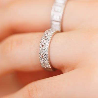 ANILLO MEDIO CINTILLO BOMBÉ1