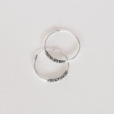 ARGOLLA CON DISEÑO EN PLATA ENVEJECIDA MEDIANA2