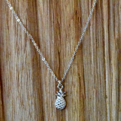 COLLAR PIÑA1
