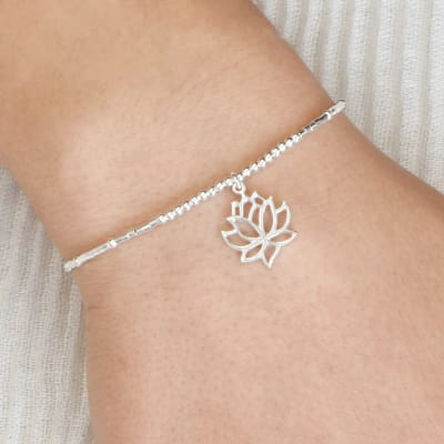 PULSERA ÁNGEL O FLOR DE LOTO1