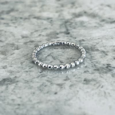 ANILLO BOLITAS1