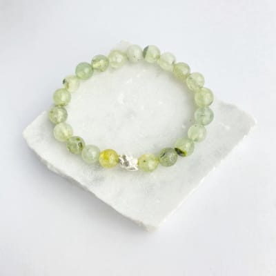 PULSERA PREHNITA 8 mm FACETADA Y FLOR DE LOTO2
