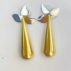 ARO FLOR CON GOTA DORADA