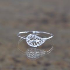 ANILLO HOJA CALADA