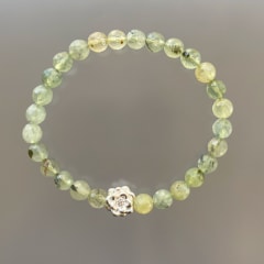 PULSERA PREHNITA FACETADA Y FLOR DE LOTO