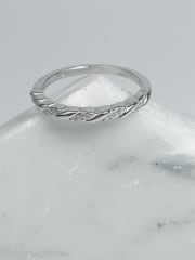 ANILLO DISEÑO DIAGONAL