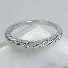 ANILLO DISEÑO DIAGONAL