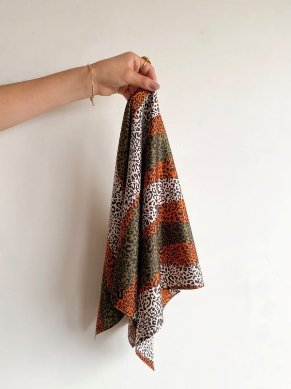 Pañuelo animal print