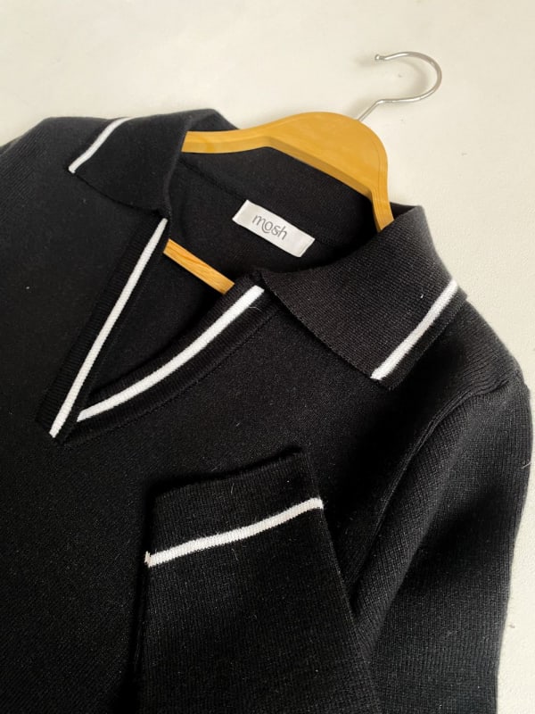 Sweater tejido camisero negro Sweater tejido camisero negro