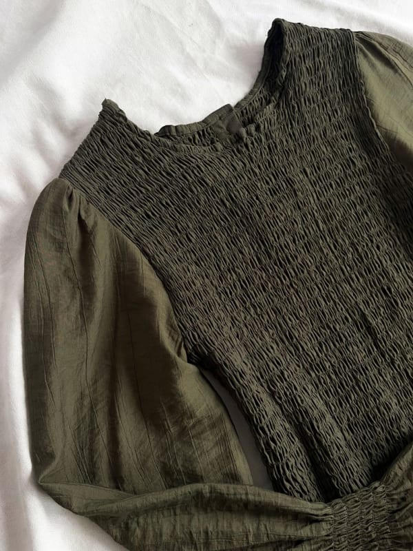 Blusa elasticada verde