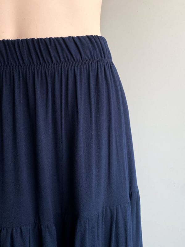 Falda tiempos azul marino