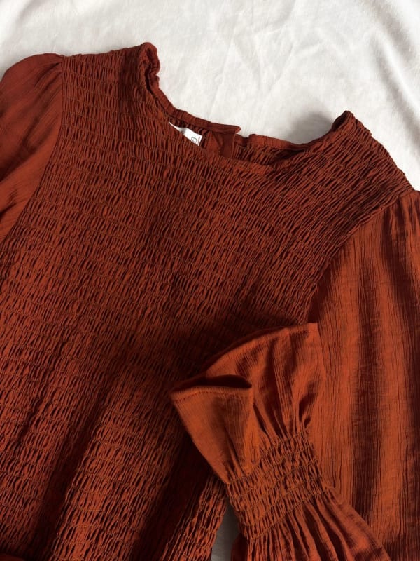 Blusa elasticada lacre