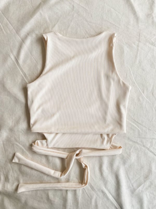 Top Oriana crema