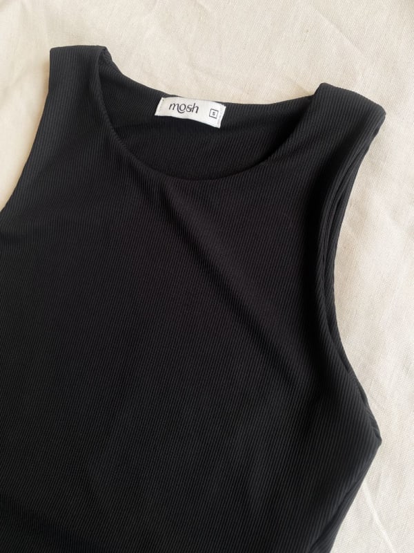 Top Oriana negro
