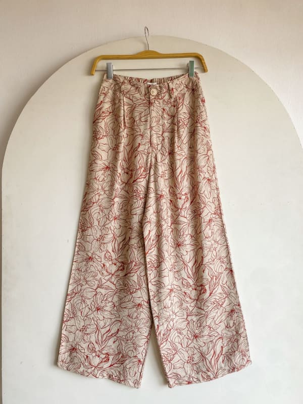 Pantalon Mónaco flores vino
