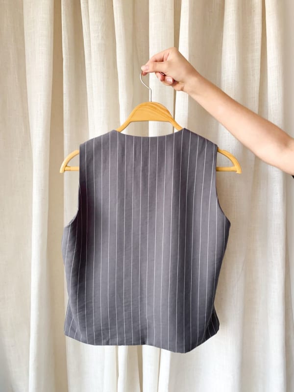 Chaleco sastre cruzado rayas gris Chaleco sastre cruzado rayas gris