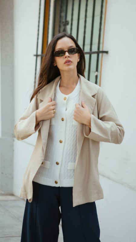 Blazer cinturón beige Blazer cinturón beige