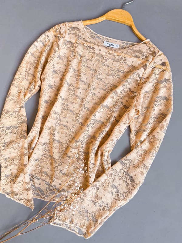 Top encaje beige