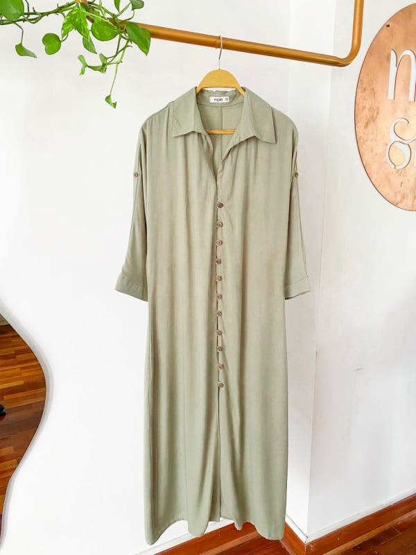 Vestido botón Raquel verde laurel