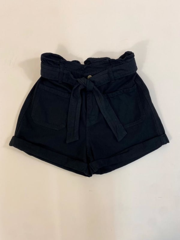 Short Praga negro