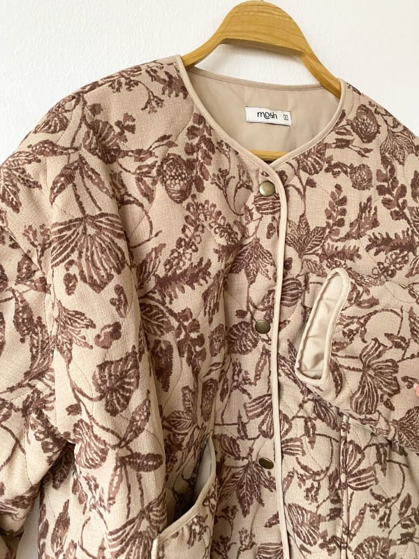 Chaqueta Acolchada Floral marrón