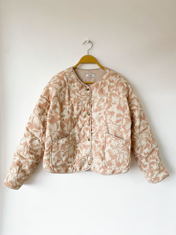Chaqueta Acolchada Floral beige Chaqueta Acolchada Floral beige