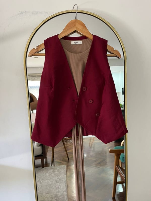 Chaleco sastre cruzado vino