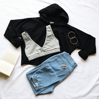 Polera Capucha negro Polera Capucha negro