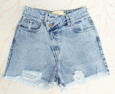 Short Jean cruzado celeste Short Jean cruzado celeste