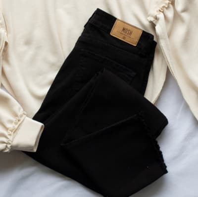 Jeans Rise Recto - Negro Jeans Rise Recto - Negro