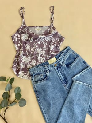 Blusa Holly lila flores Blusa Holly lila flores