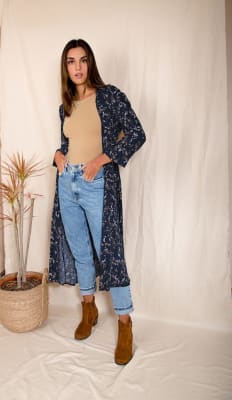 V. Sofia azul flores V. Sofia azul flores